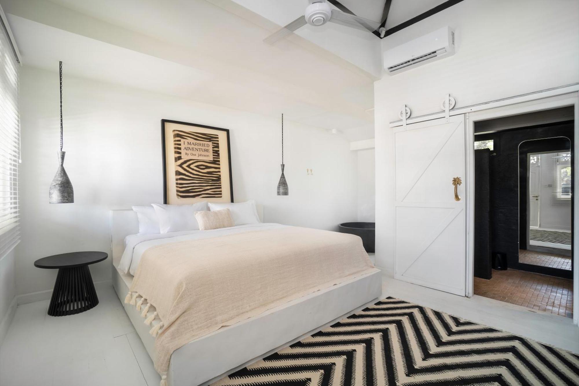 Ria Uluwatu, Tropical Chic Hotel Bagian luar foto